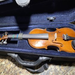 Toplita-Romania 1/4 violin 