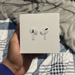 AirPods