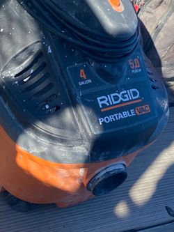 Rigid portable shop vacuum