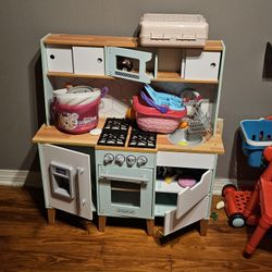 Kids Kitchen Setup