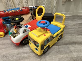 Kid ride car school bus