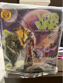 Mezco Toyz One:12 Exclusive Void Wars Cadet Gomez