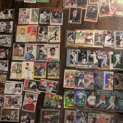 400 Plus Trading Cards
