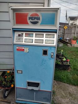 Pop machine