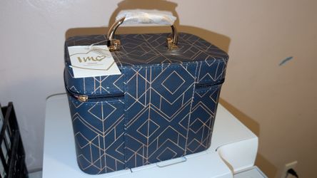 Imoshion Vegan Leather Makeup Train Case