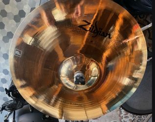20” Zildjian A custom ( new). Read description below.