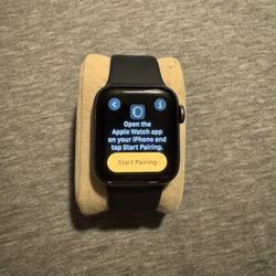 Apple Watch Series 4 (40MM)