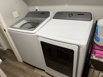 Samsung electric smart washer and dryer