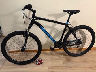 Diamondback Sorento 27.5 Road/Trail Bike