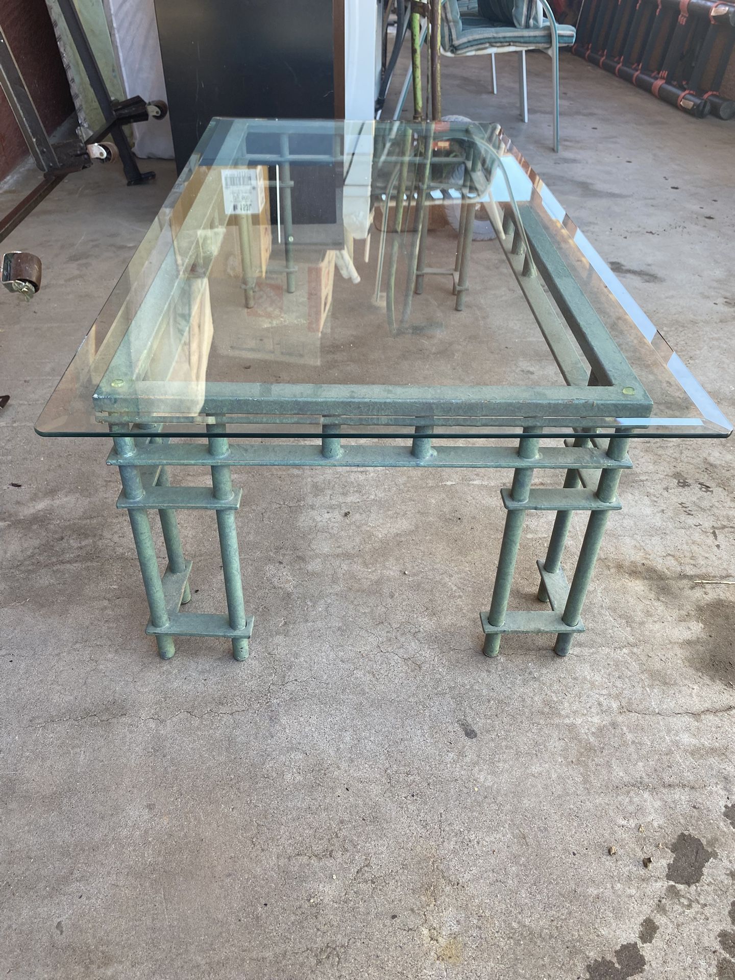 Coffee And Side Tables