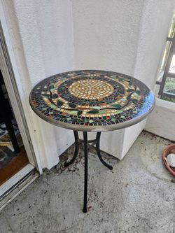 Bistro Table 32" Mosaic Patio tabletop Iron base