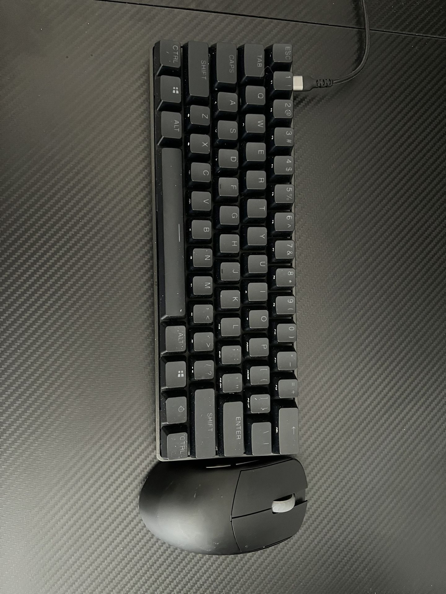 Keyboard And Mouse(READ DESCRIPTION)