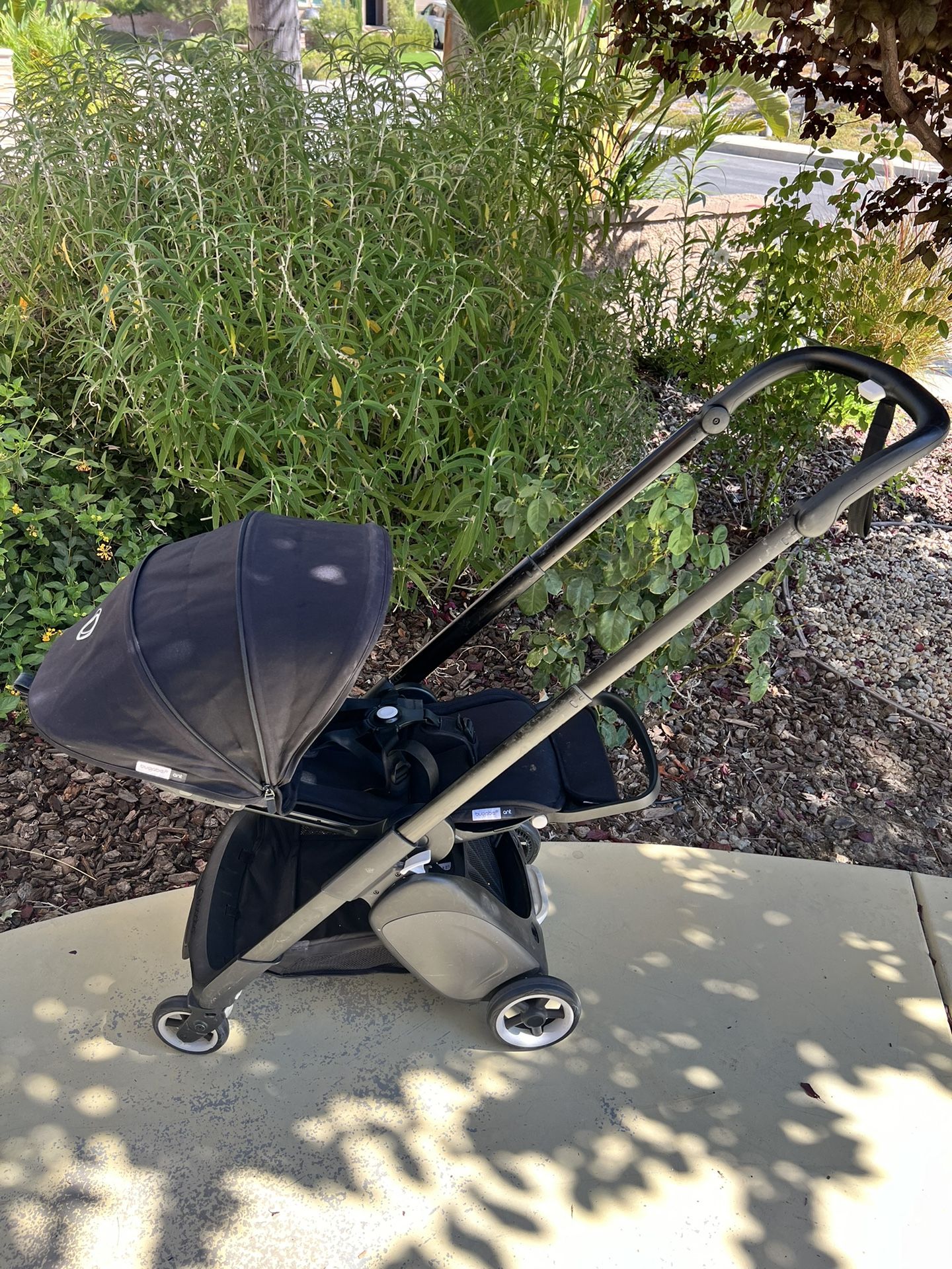 patinete bugaboo butterfly Plataforma con asiento CONFORT+ Bebé Latex Hook Tubing Color:Pro Matte Black zero CO2 emissions by clear water line