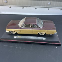 Maisto 1962 Chevrolet Bel Air Pro Rodz Diecast Custom Lowrider Display Car