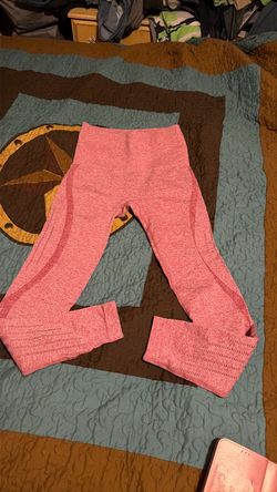 Pink yoga pants size S
