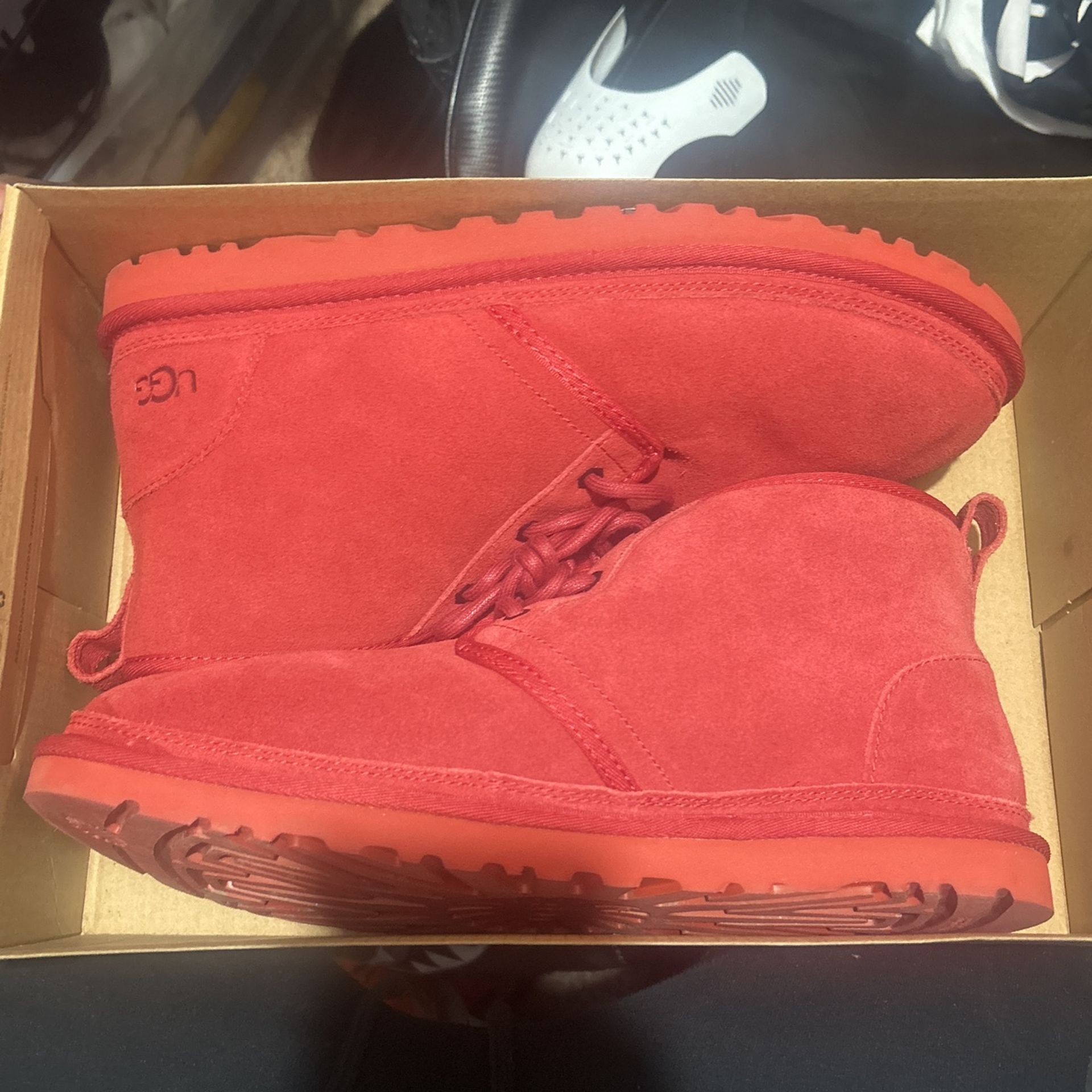 Size 11 uggs worn once