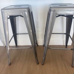 2 Metal Barstools
