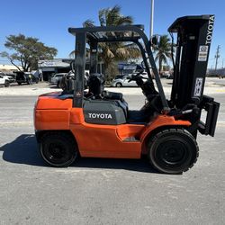 Forklift Toyota 