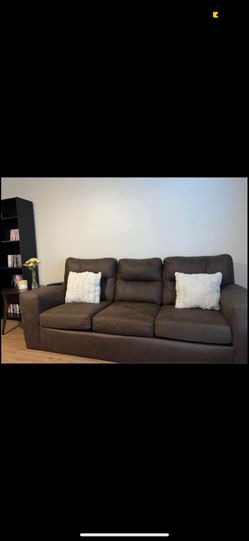 Couch /love Seat
