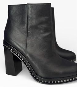 Coach Justina Leather Ankle Boots in Black Size 7.5 NIB