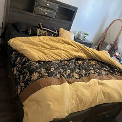 Bed Frame Set Two Nightstands And Dresser With Mirror