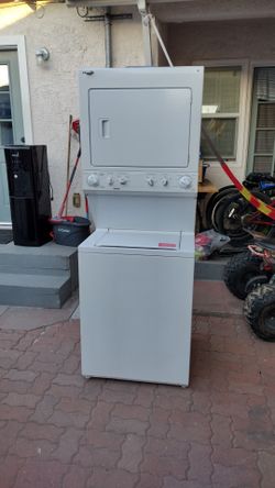 Stackable washer gas dryer