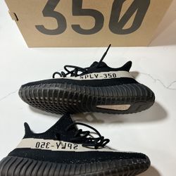 Yeezy 350 V2 - Oreo (Sz 12)