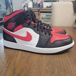 Nike Air Jordan 1 bred toe