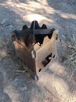 EmberLit Light titanium stove