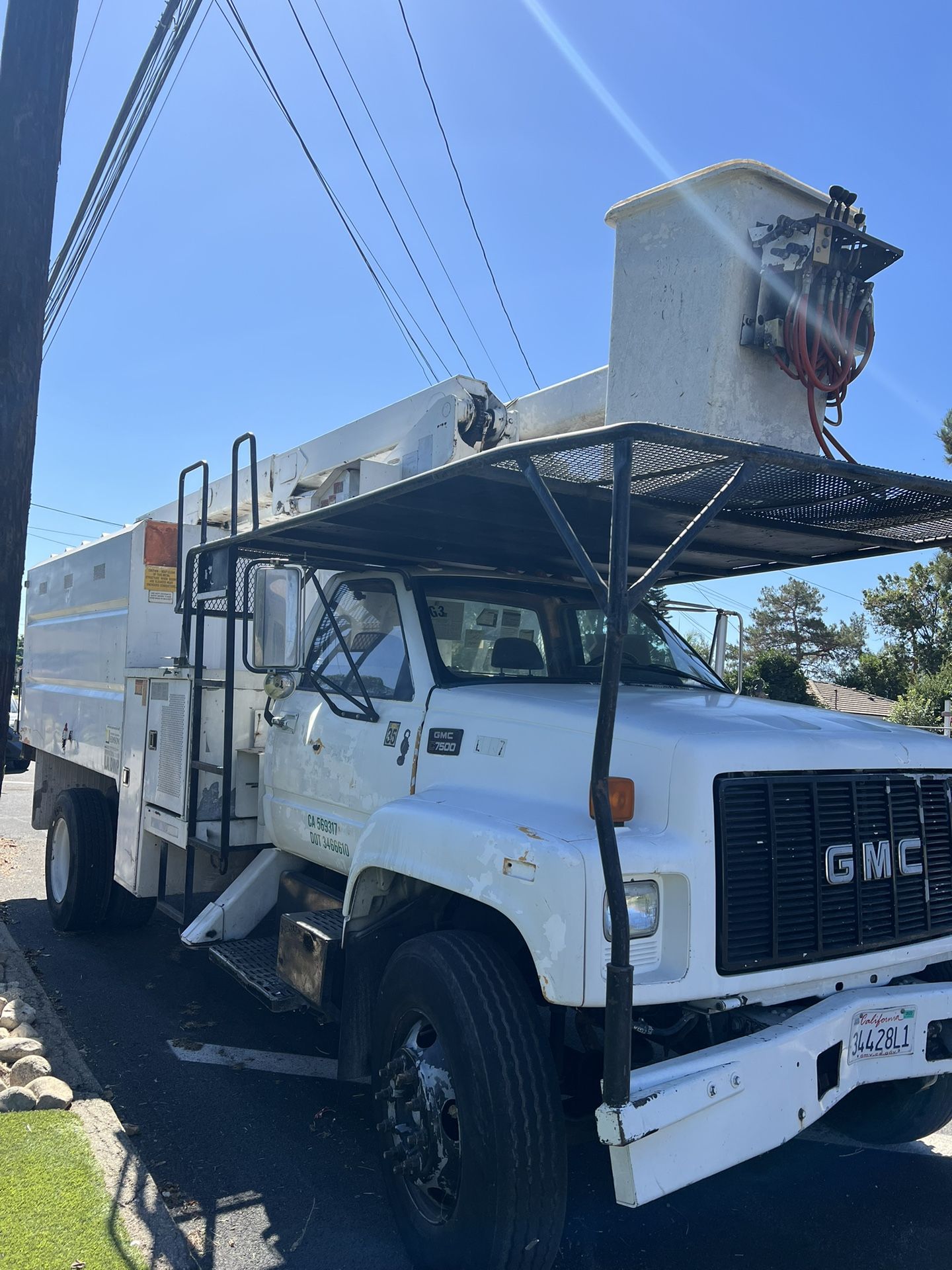 1998 GMC Bucket Truck