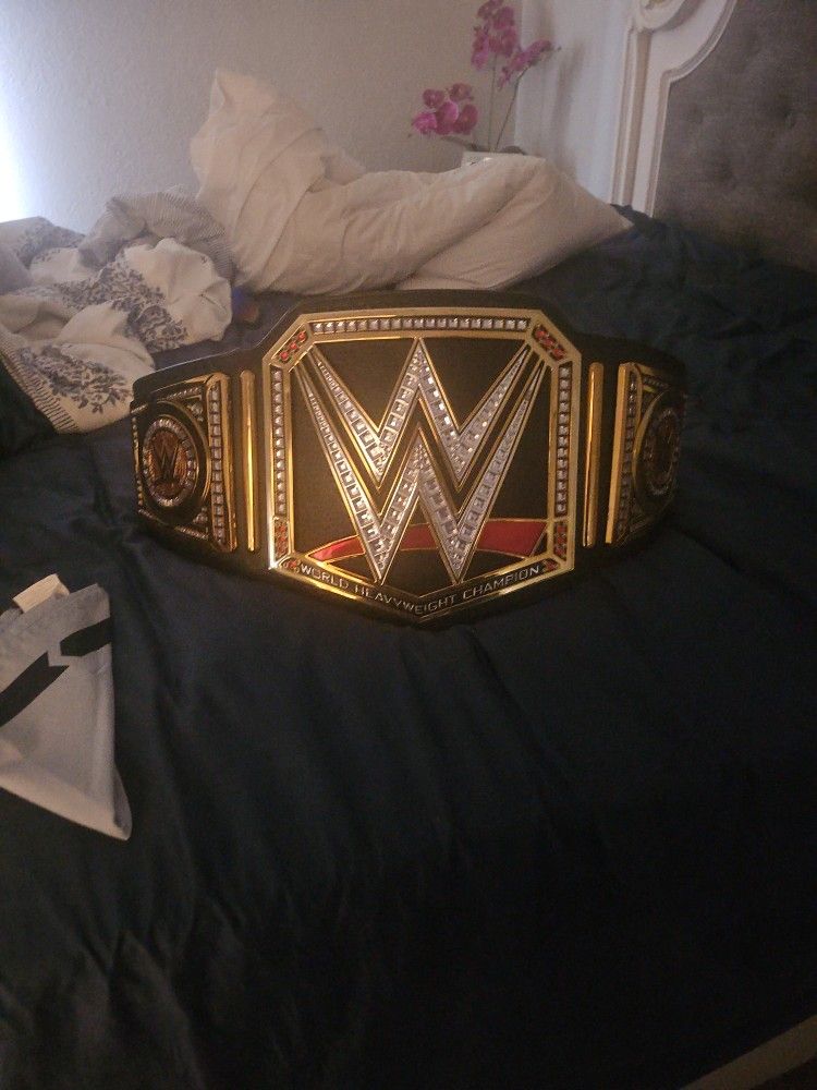 World Heavy Weight Belt