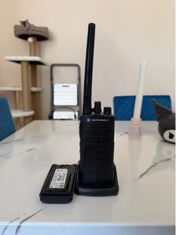 Motorola RMV2080  8 channel two way radio walkie talkie