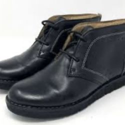 Clarks  Boots Size 8 1/2 Woman’s