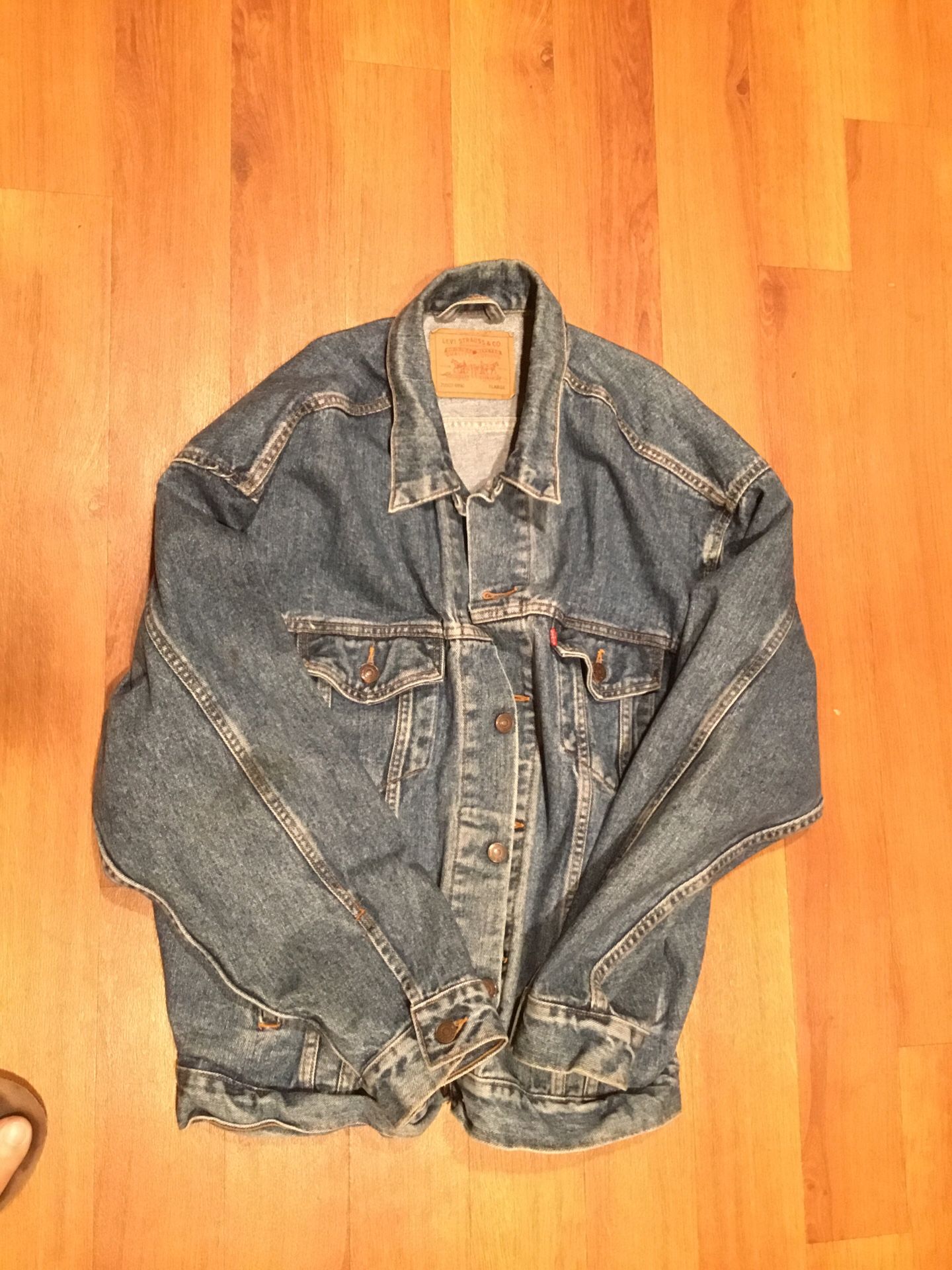 Levi’s Jacket. Worn only 4 times. XLarge