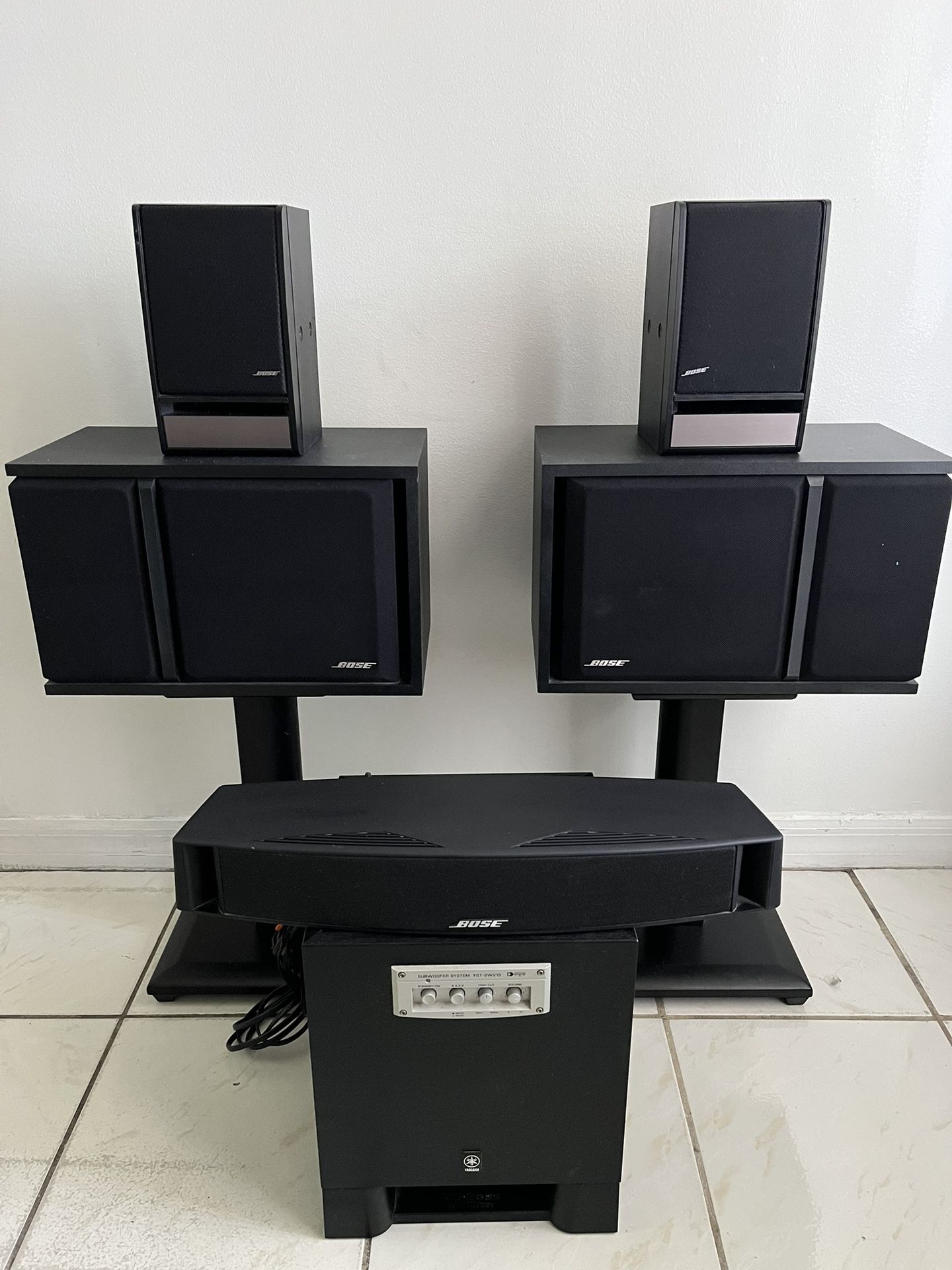 Bose Speaker Set Surround Sound