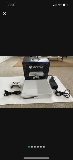 Xbox One Halo Master Chief Collection White Console 500 GB