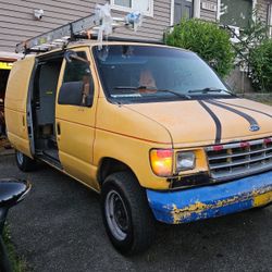 1998 Ford Econoline Wagon