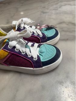 Tenis Kurt