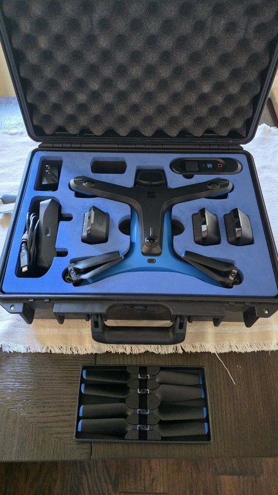 Skydio 2 Drone + Beacon + Batteries + Case – Excellent Condition (No Controller)
