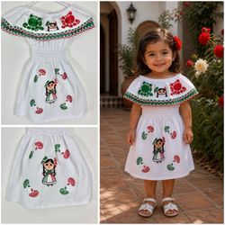 Cinco de Mayo Mexican Tricolor Girls Size 2 White Dress / Vestido Tricolor Niña Talla 2