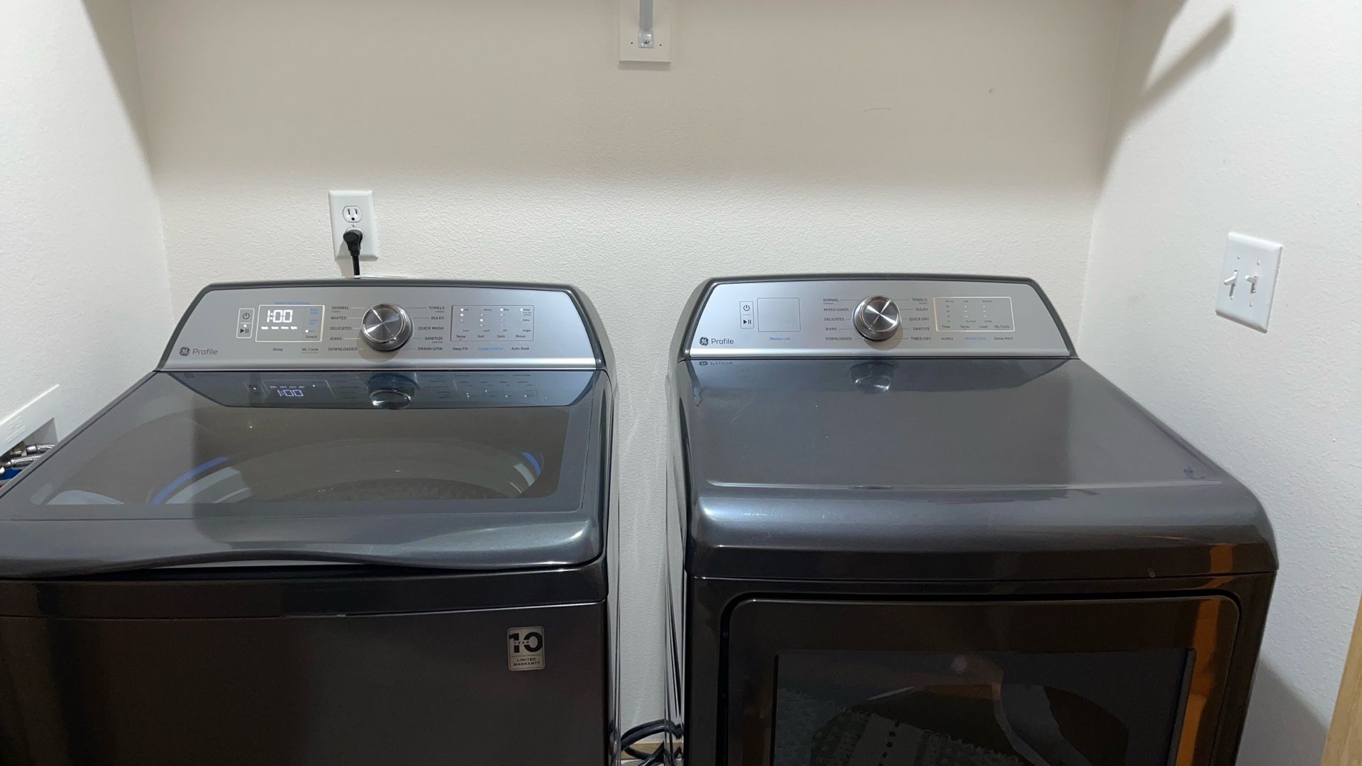 Washer & Dryer