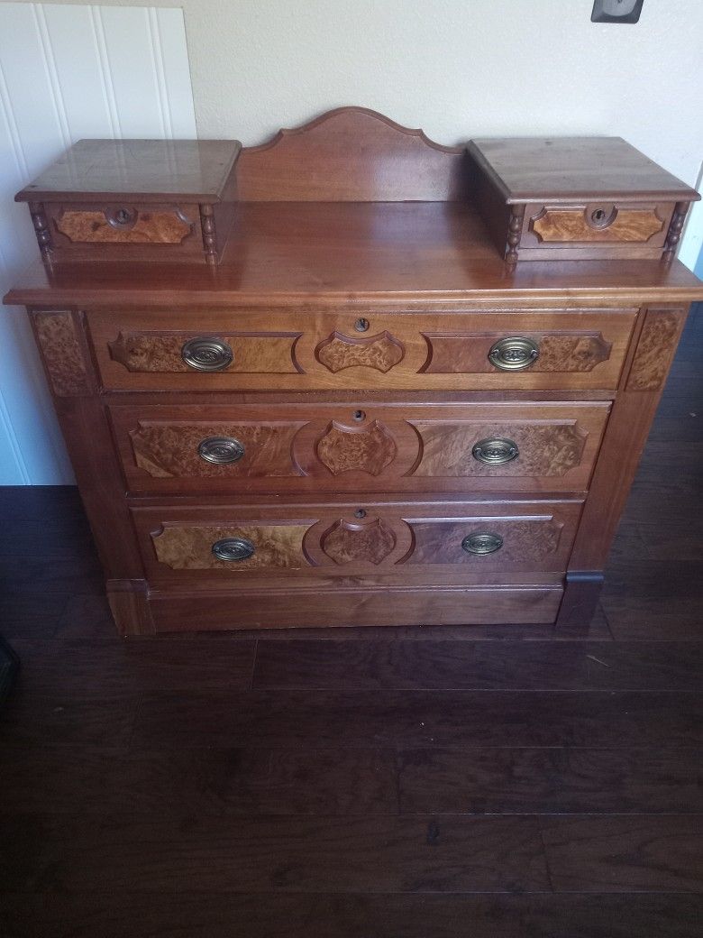 Antique , Dresser , Mapel And Burrell Wood 