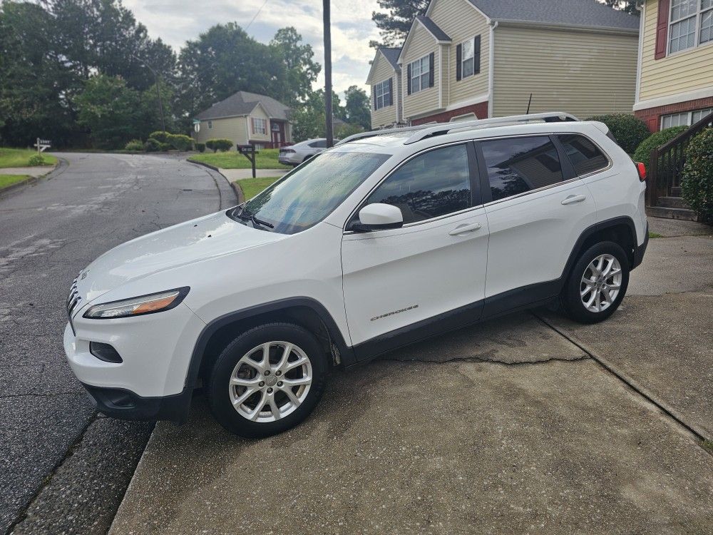 2016 Jeep Cherokee