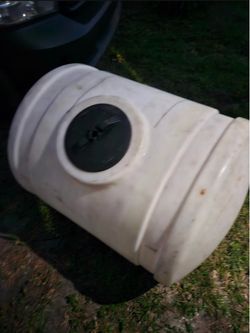 110 Gallon Water Tank