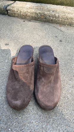 UGG , size 7