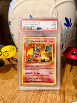 Pokemon XY evolutions 11/108 Charizard-Holo rare PSA 9 Mint 2016