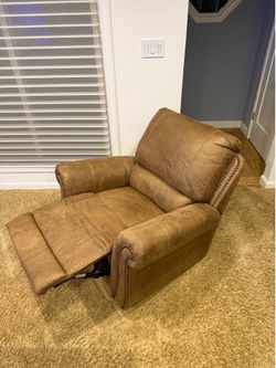 Recliner Chair