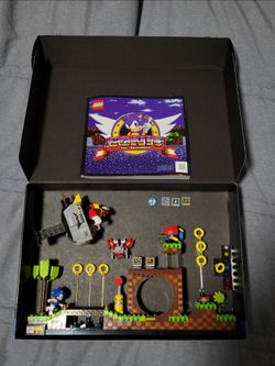 LEGO 21331 Ideas: Sonic the Hedgehog Green Hill Zone *COMPLETE*