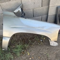 99-06 GMC Passenger Finder