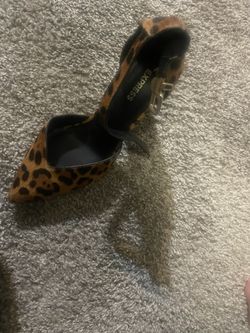 Leopard Print Heels Size 8 Express